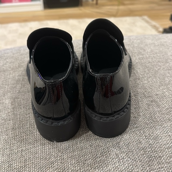 Prada Black Patent Leather Loafers, new 37.5 - Picture 4 of 6